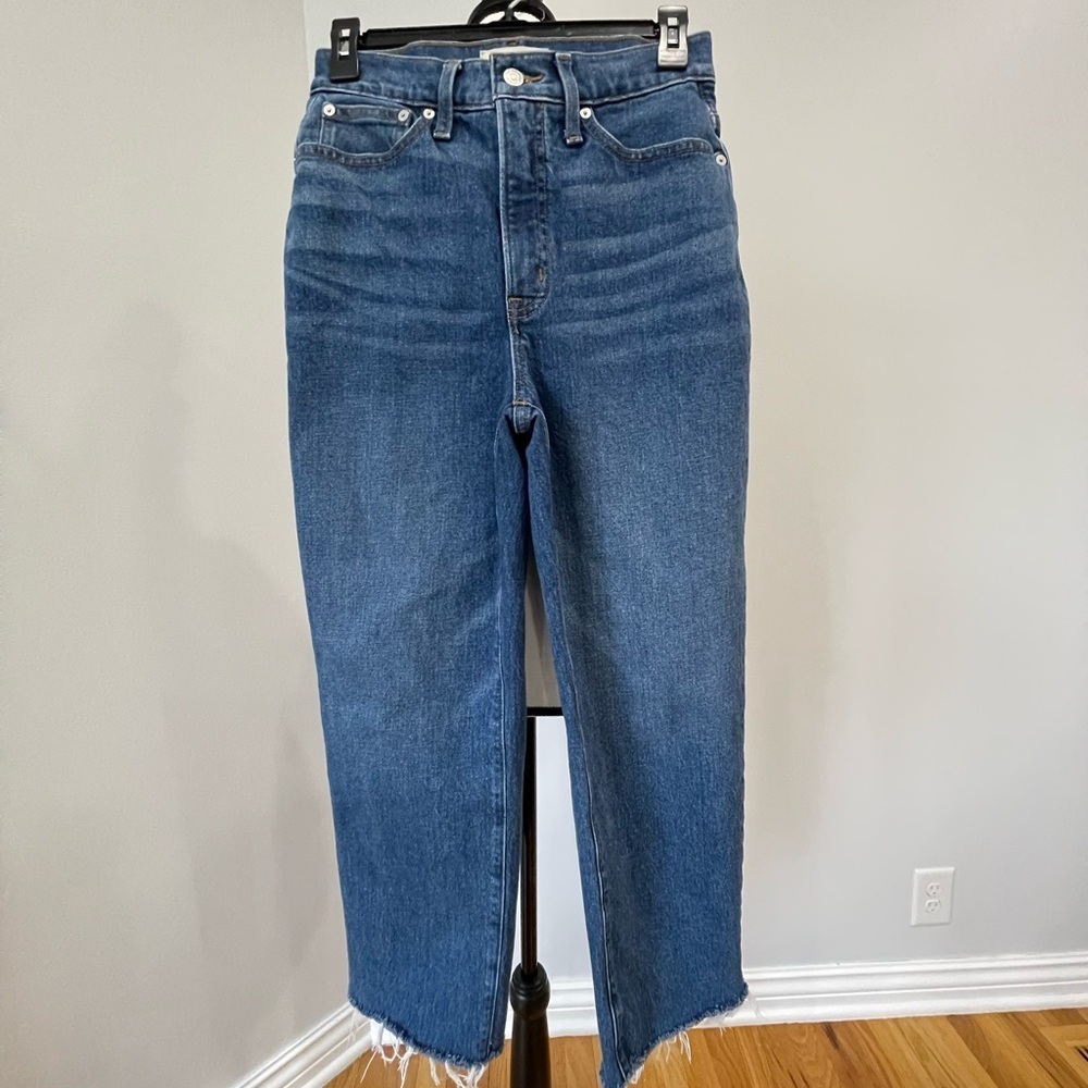Madewell The Perfect Vintage Straight Jean women's size 26 raw fray hem cropped